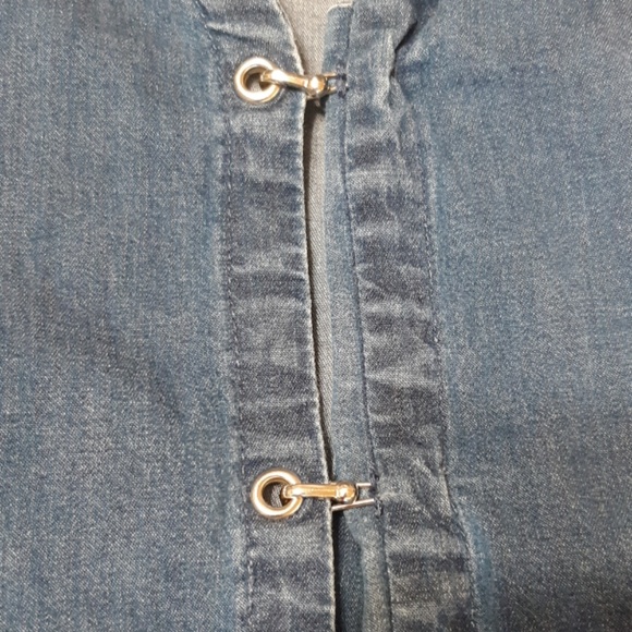 Womens Blue Denim button up shirt sz 20 Stretch B3 collared shortsleeve - Picture 5 of 7